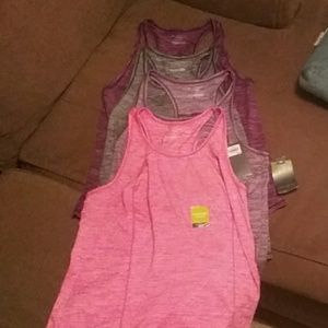 Size medium dry tek tek gear workout tank tops